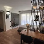 Modern Studio In The Hearth Of Cannes Just A Few Steps From The Croisette Beach Front And Shops - 2242